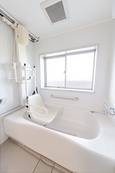 Senior Tub Installation in Angola