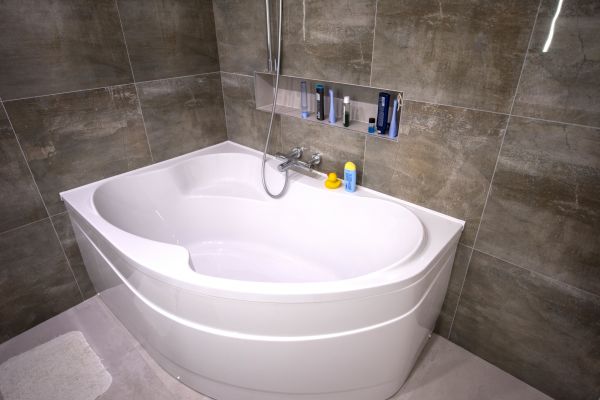 Large Bathtub Installation in Angola